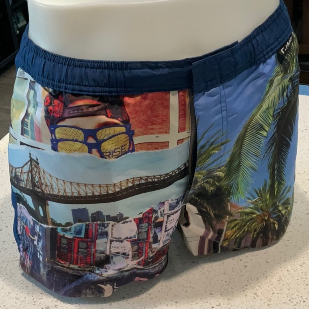 Mens swim suit lined shorts